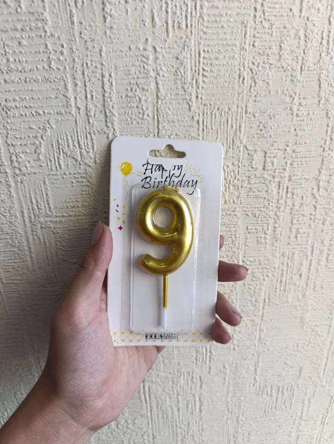 Свечка "9"